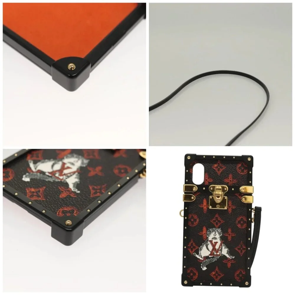 LOUIS VUITTON Transformed Cat Eye Trunk iPhone XS Case Black